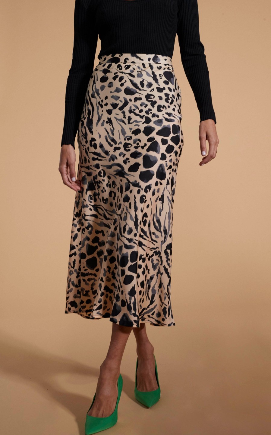 Dancing Leopard Renzo Skirt In Smudge Leopard